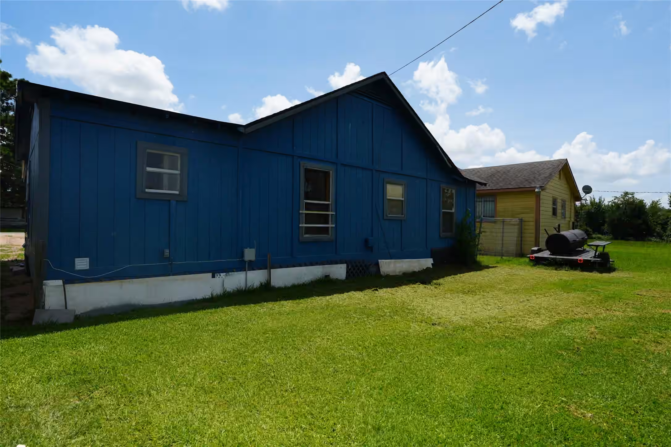 Photo 3 of 1337 3rd St, Hempstead, TX