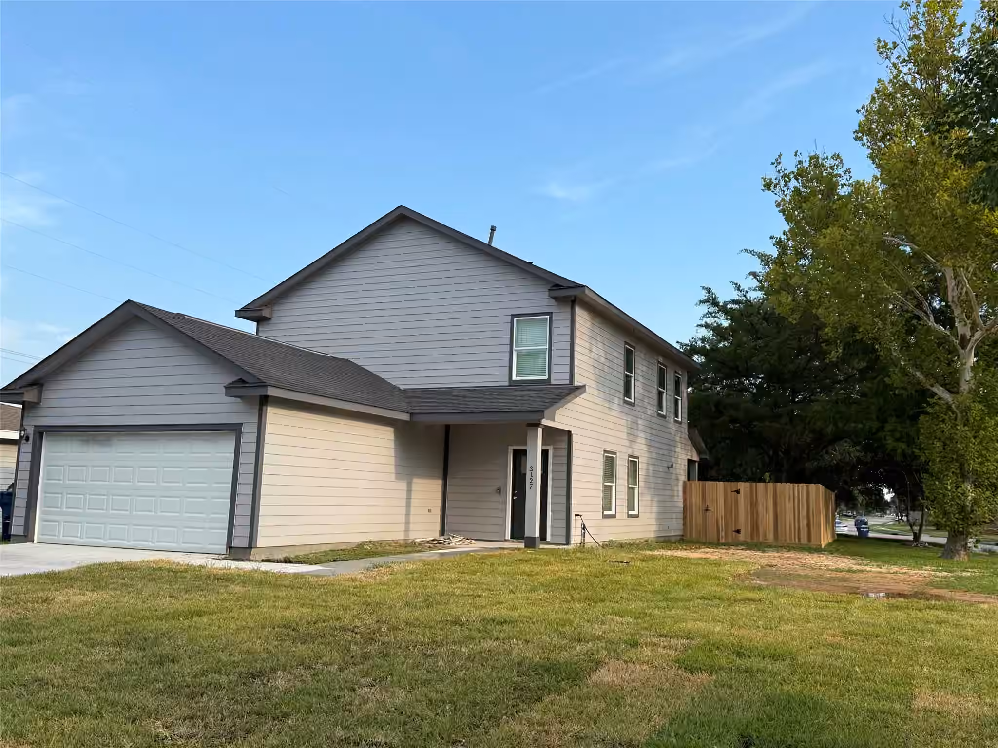 Photo 3 of 1327 5th Avenue N, Texas City, TX