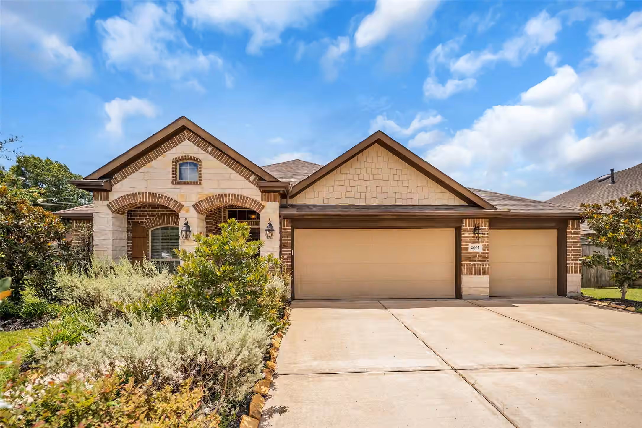 Photo 2 of 2003 Pine Ledge Road, Pearland, TX