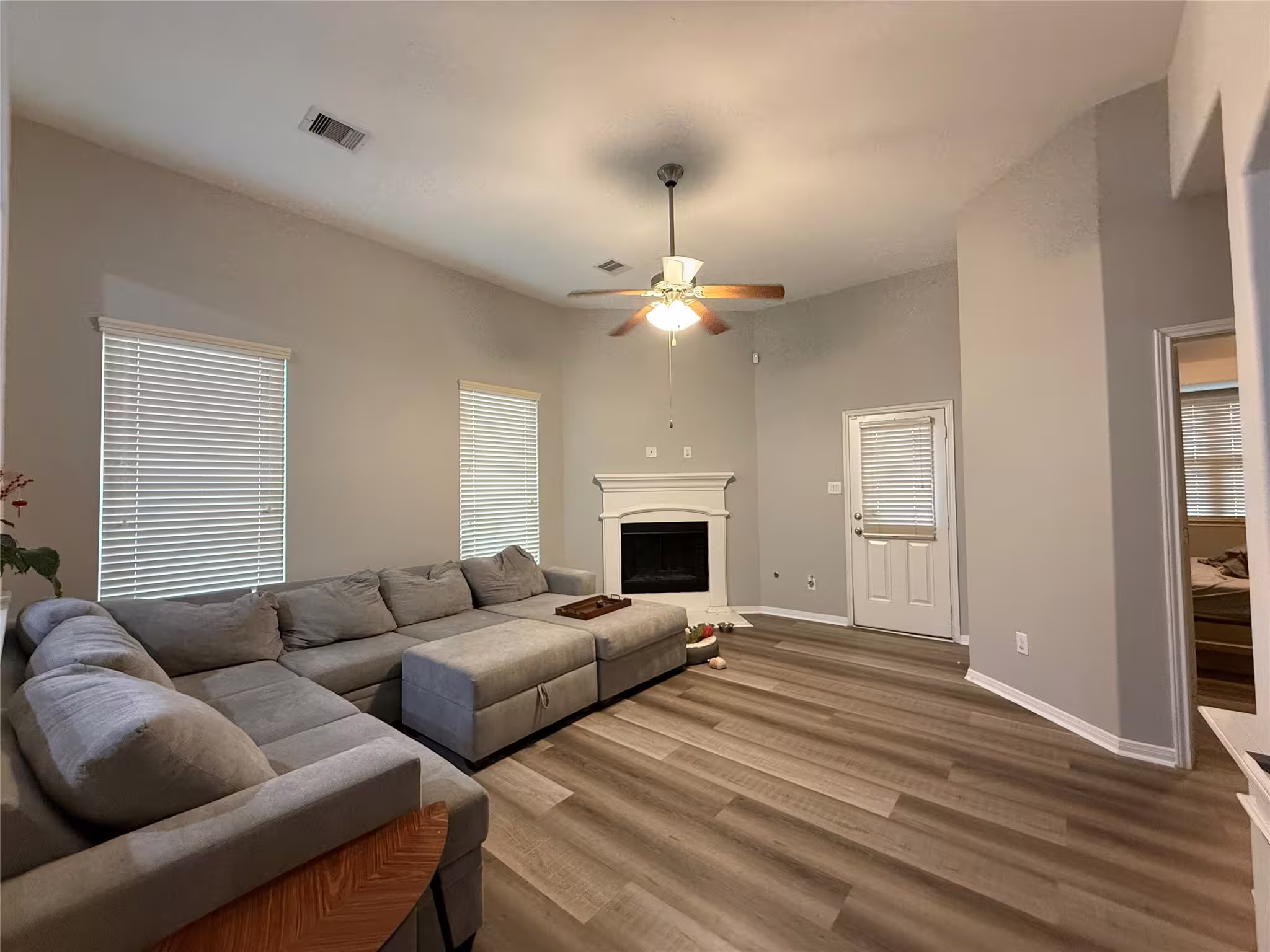 Photo 5 of 4223 Fenetre Forest Street, Katy, TX