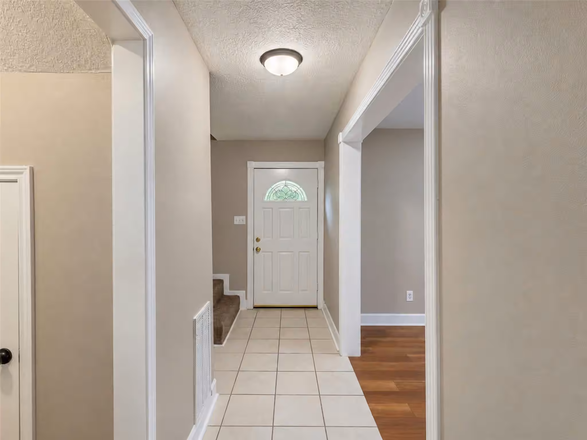 Photo 5 of 7411 Bairnsdale Lane, Houston, TX