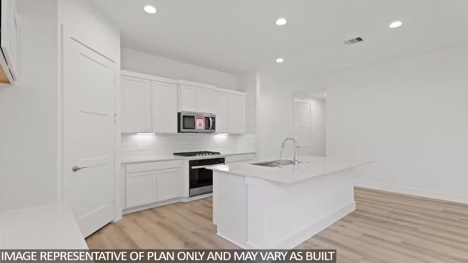 Photo 2 of 1136 Skyline Trails Avenue, Conroe, TX