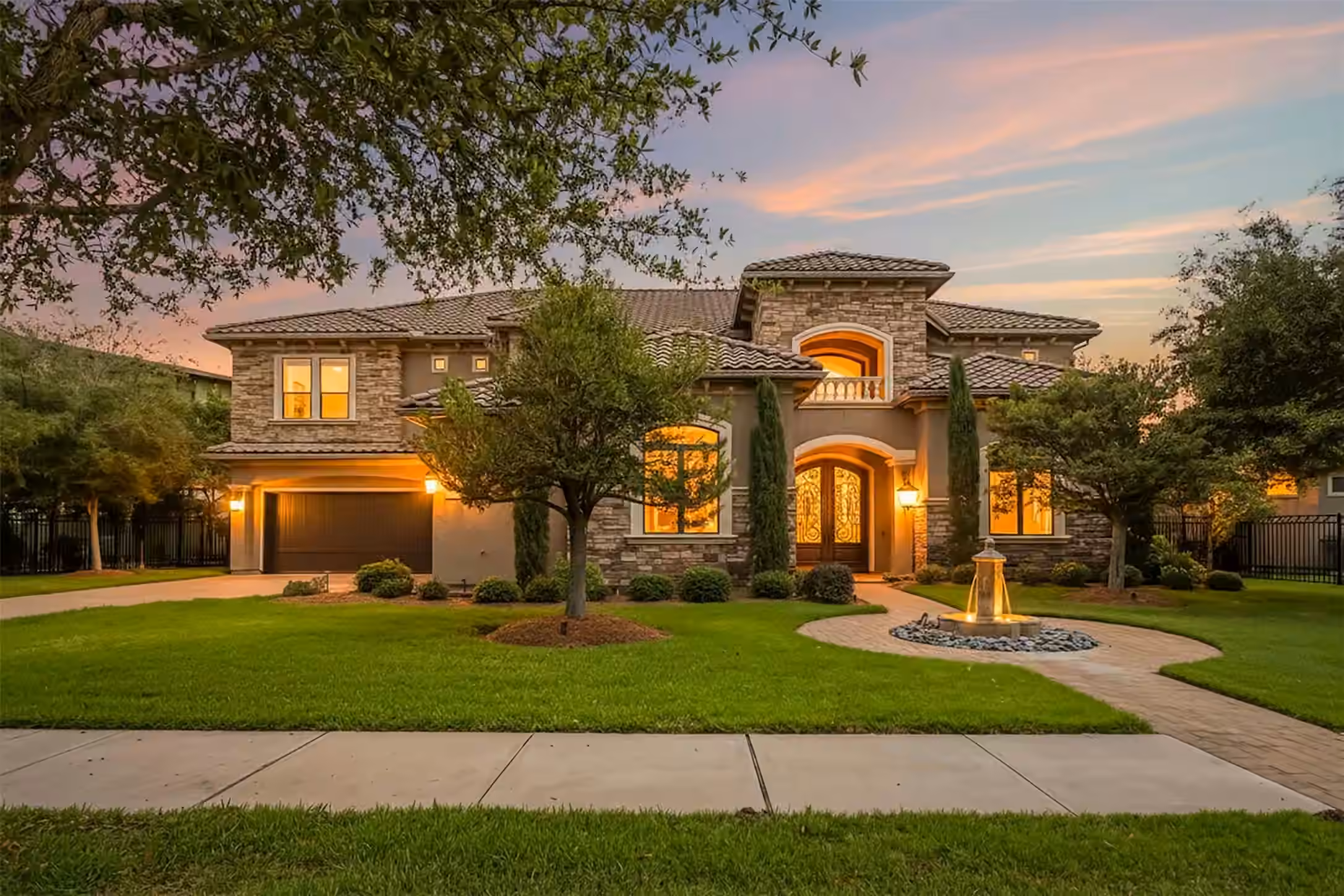 Photo 4 of 19 Miramar Heights Circle, Sugar Land, TX