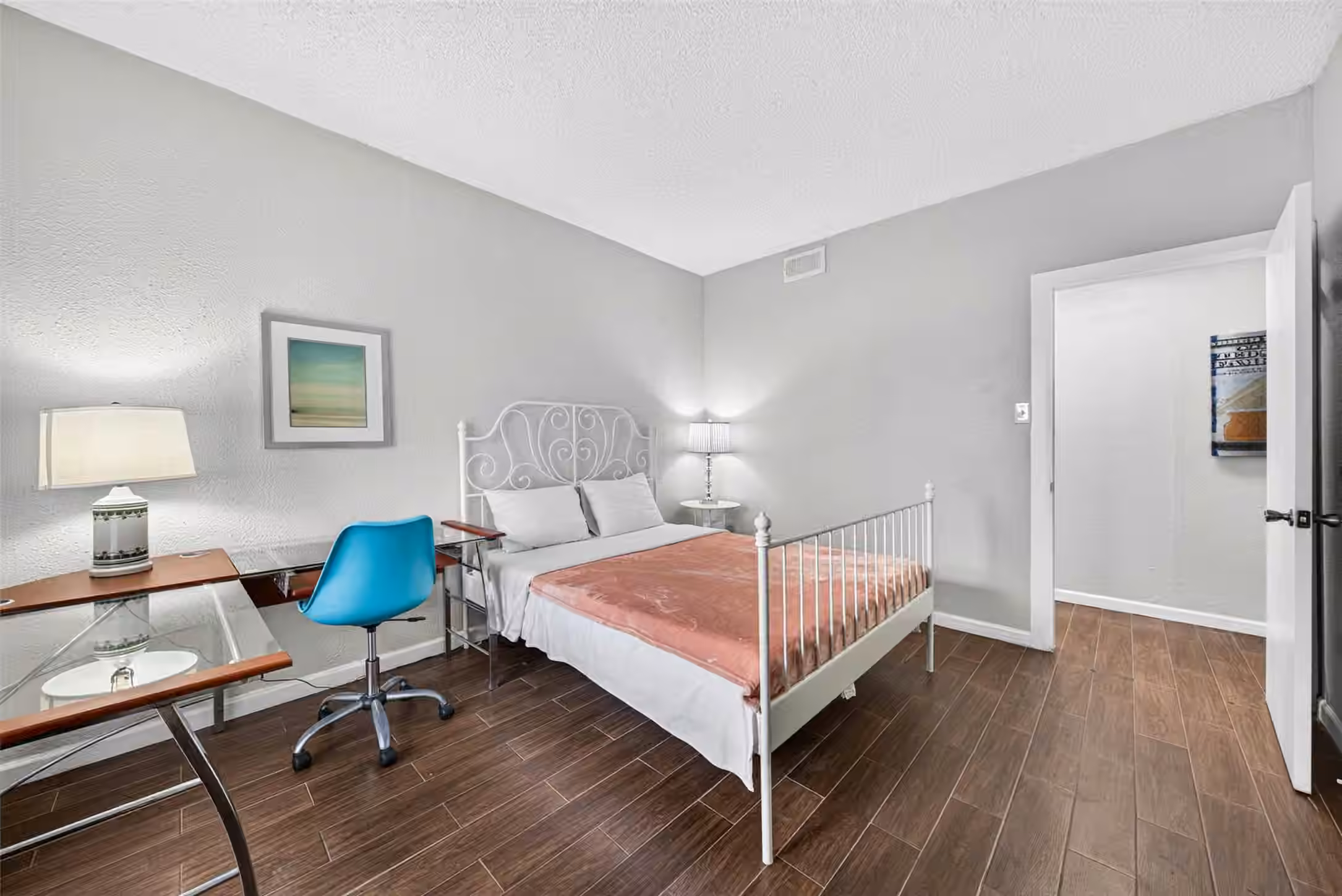 Photo 7 of 10047 Westpark Drive 65, Houston, TX