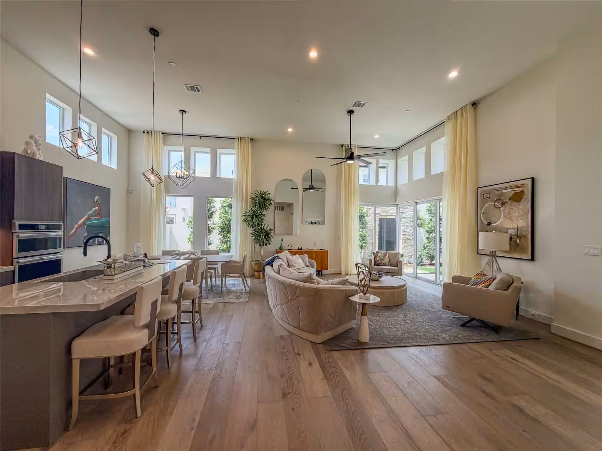 Photo 2 of 11606 Royal Parkside Place, Houston, TX