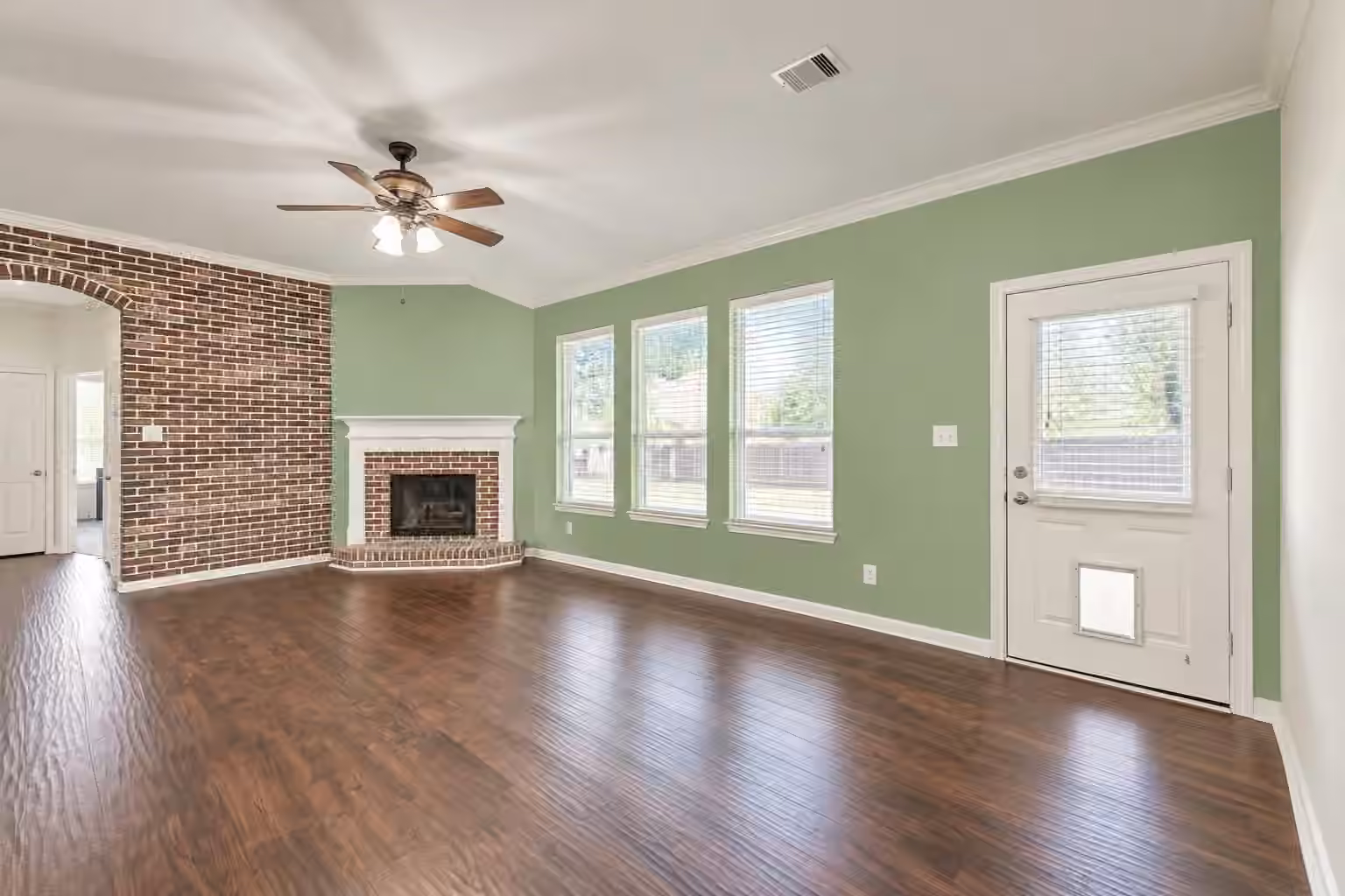 Photo 5 of 12991 Shady Grove Lane, Montgomery, TX