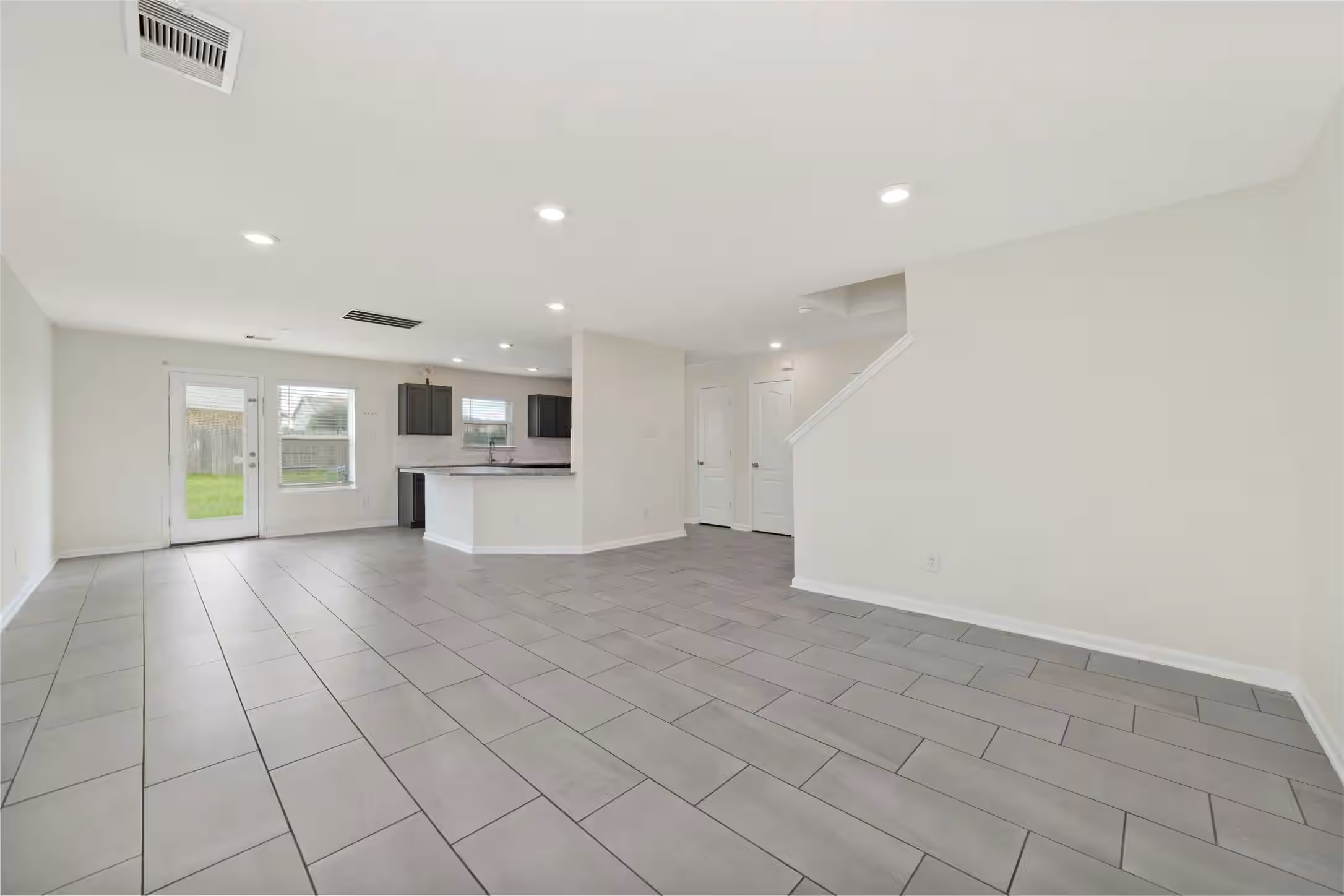 Photo 4 of 5319 Rose Trellis Street, Katy, TX