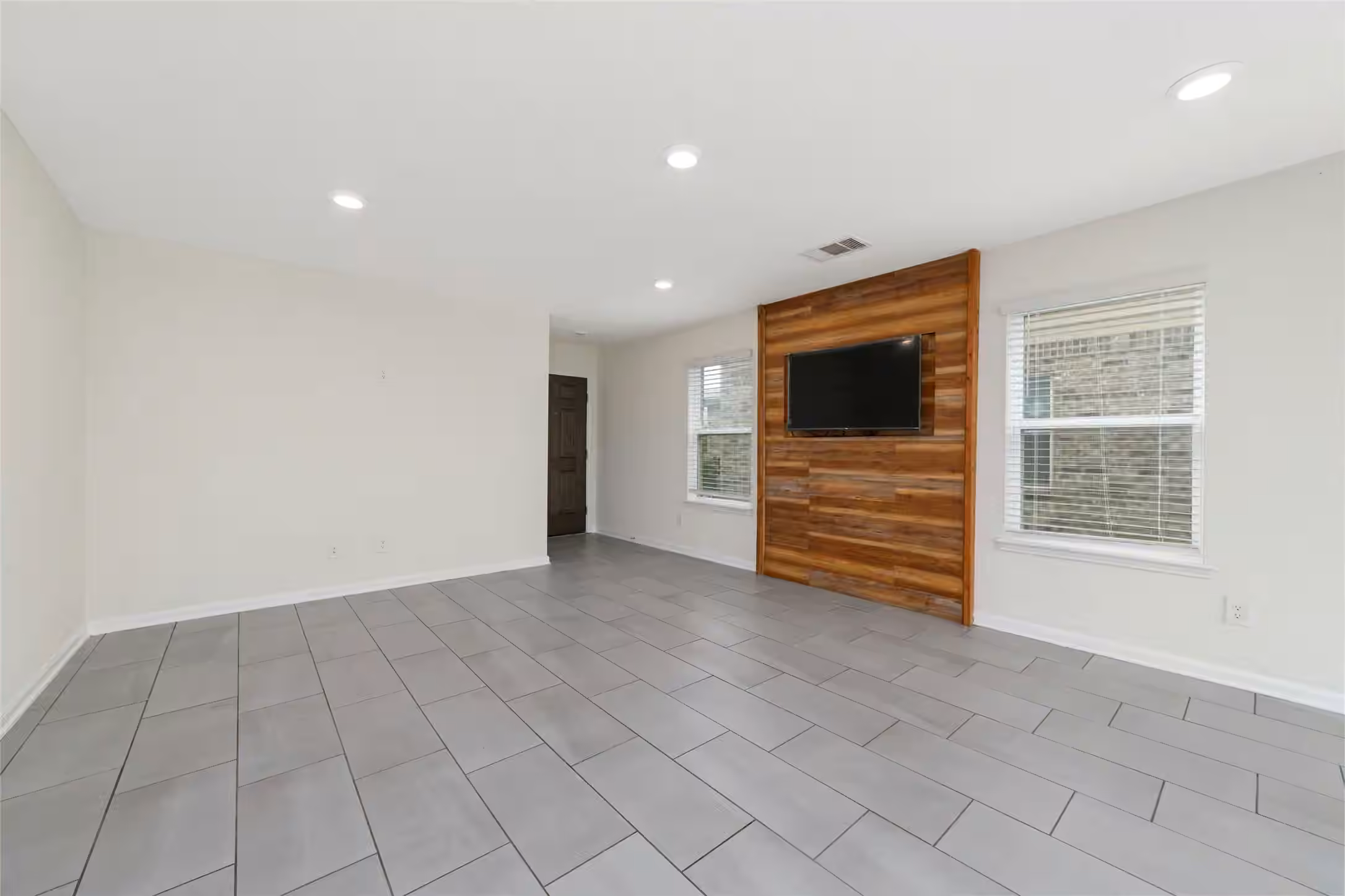 Photo 7 of 5319 Rose Trellis Street, Katy, TX