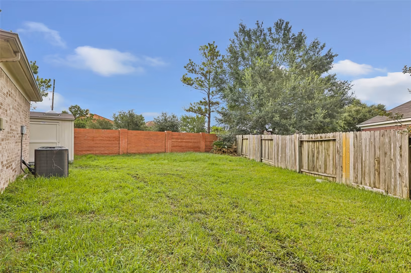 Photo 5 of 18203 Maple Arbor Court, Cypress, TX