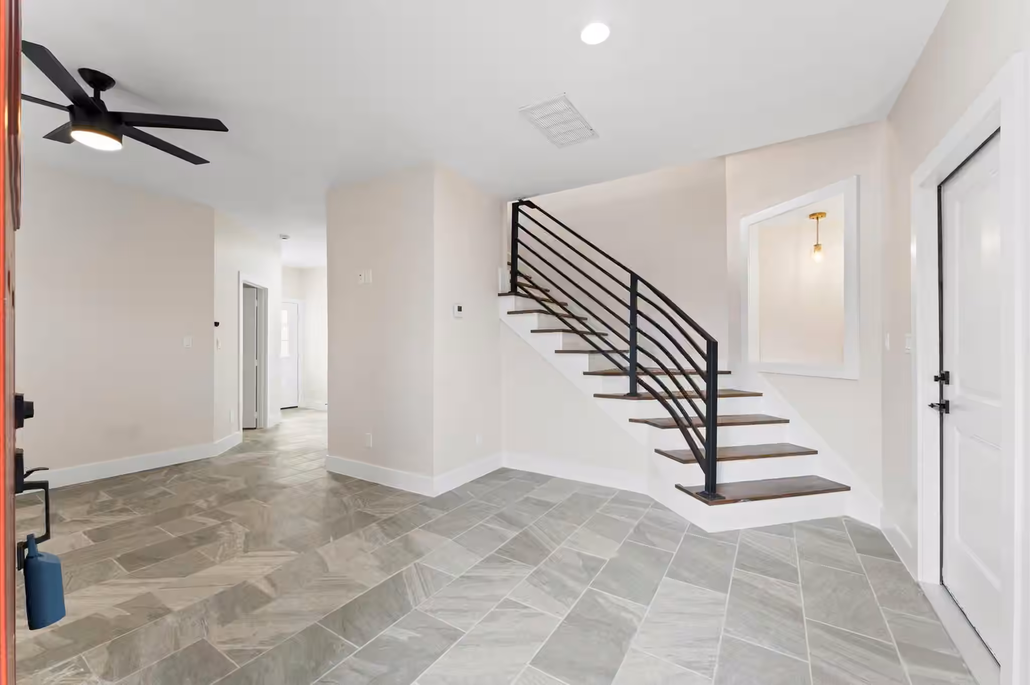Photo 2 of 1908 Dismuke Street A, Houston, TX
