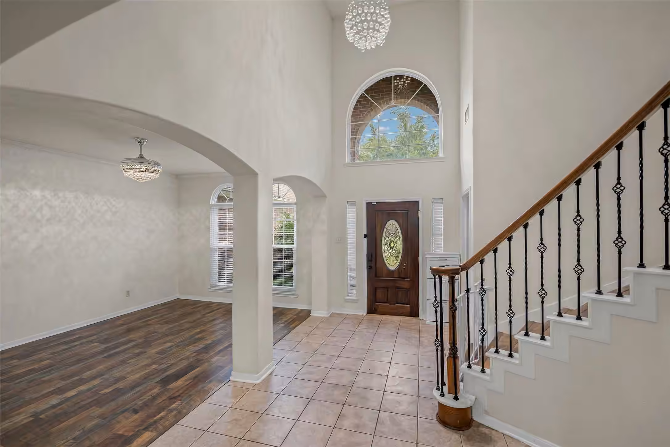Photo 6 of 9211 Memorial Grove Drive, Spring, TX