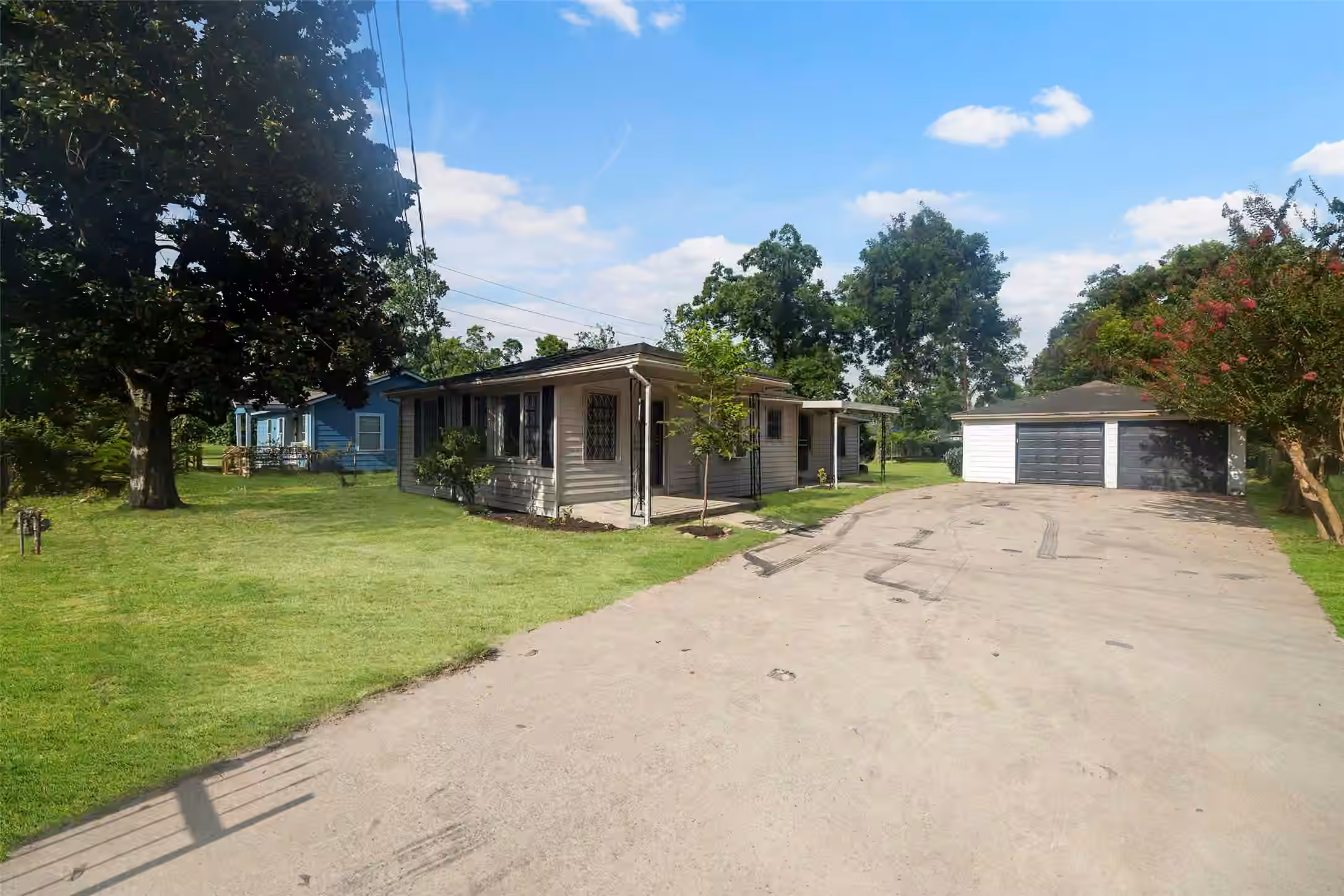 Photo 2 of 9217 Camay Drive, Houston, TX