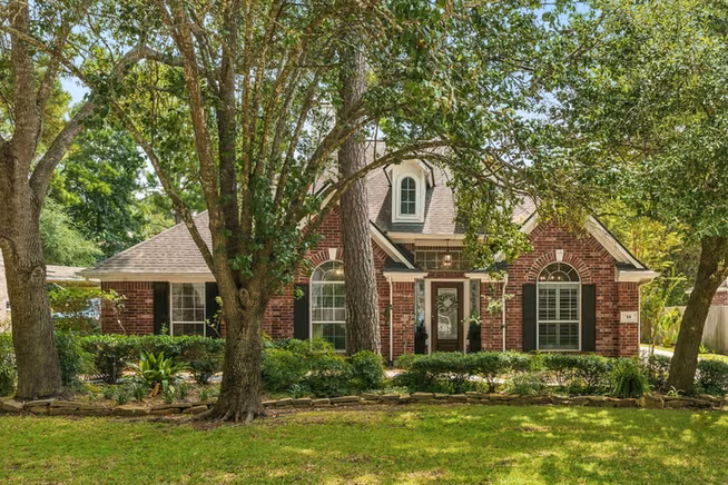 Photo of 14 Taupewood Place, The Woodlands, TX 77384