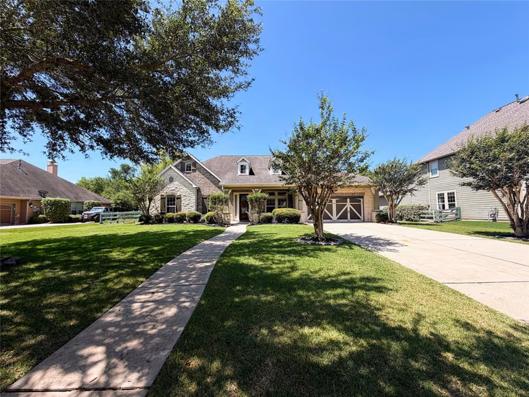 Photo 4 of 5119 Water Oak Crescent, Fulshear, TX