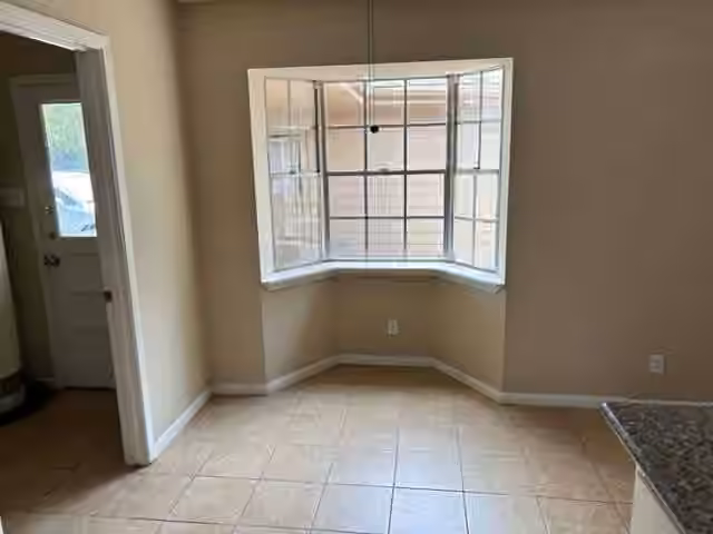 Photo 7 of 2401 Camino Court, Texas City, TX