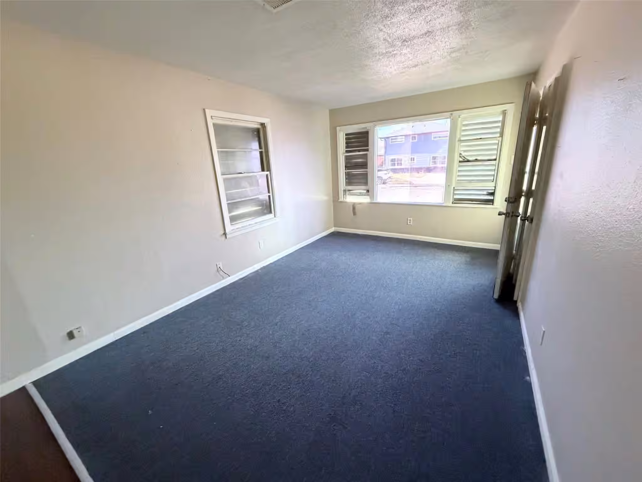 Photo 7 of 2211 Avenue O, Galveston, TX