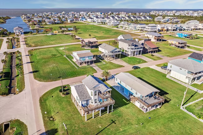 Photo of 23013 Camino Street, Galveston, TX 77554