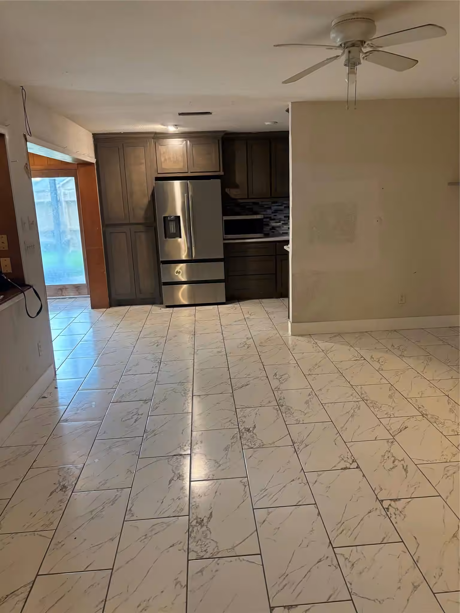 Photo 5 of 9006 Circle Cove Court, Houston, TX