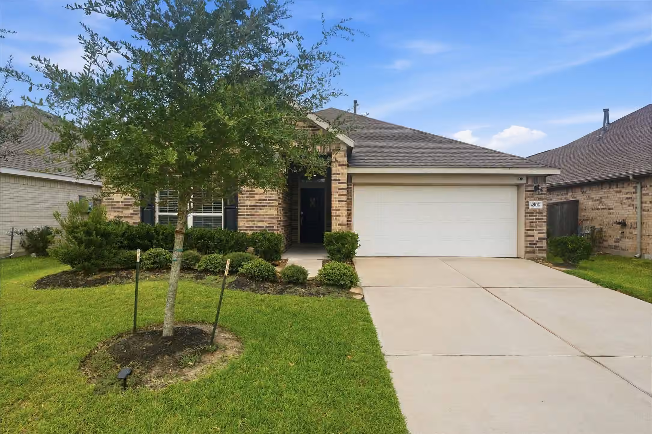 Photo of 4902 Penton Meadow Lane, Rosharon, TX