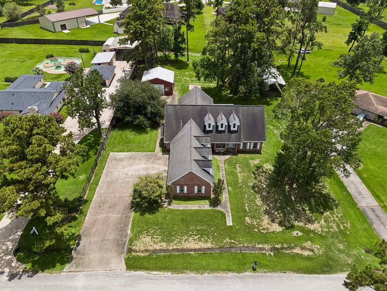 Photo of 319 Mariachi Street, Crosby, TX 77532