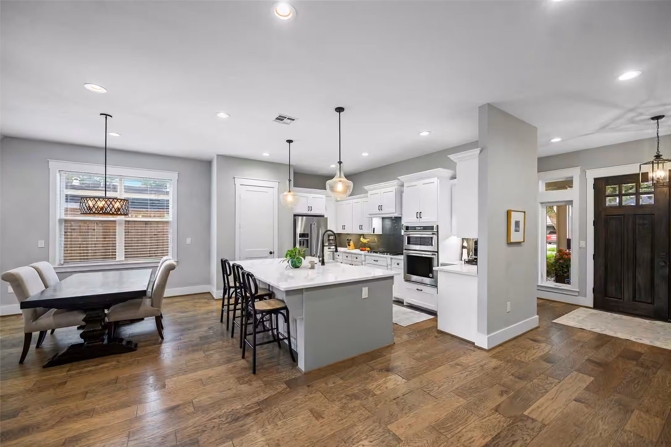 Photo 3 of 2018 Marnel Road, Houston, TX