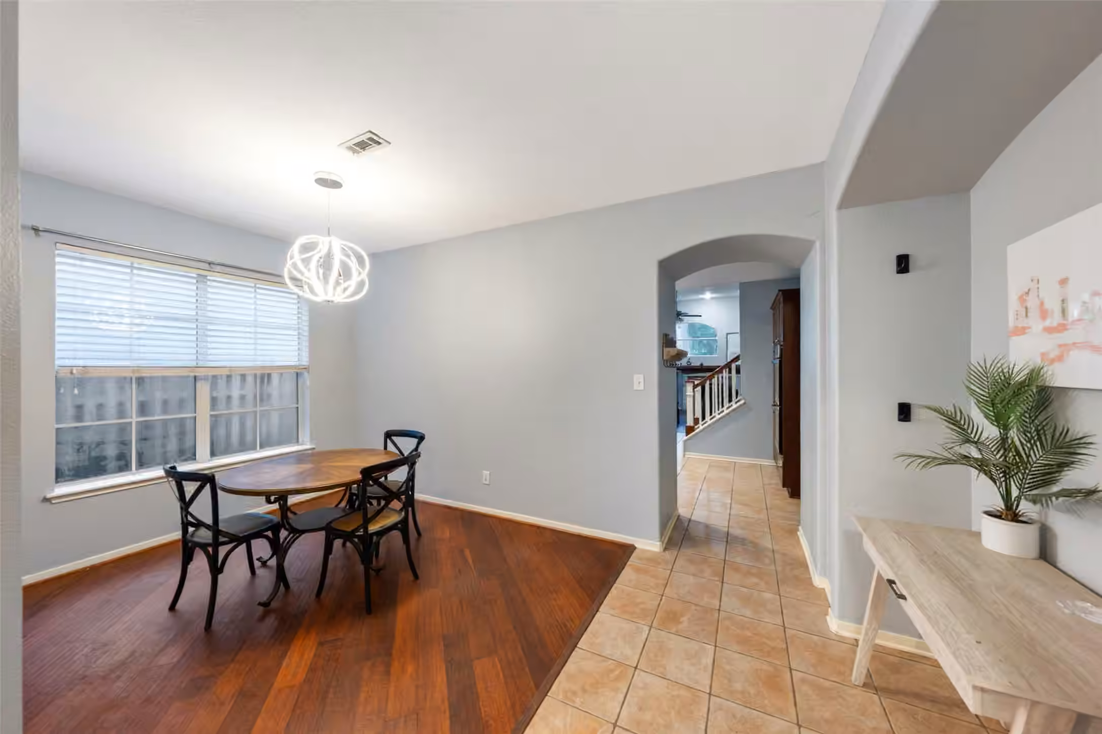 Photo 4 of 19 Lyreleaf Place, The Woodlands, TX