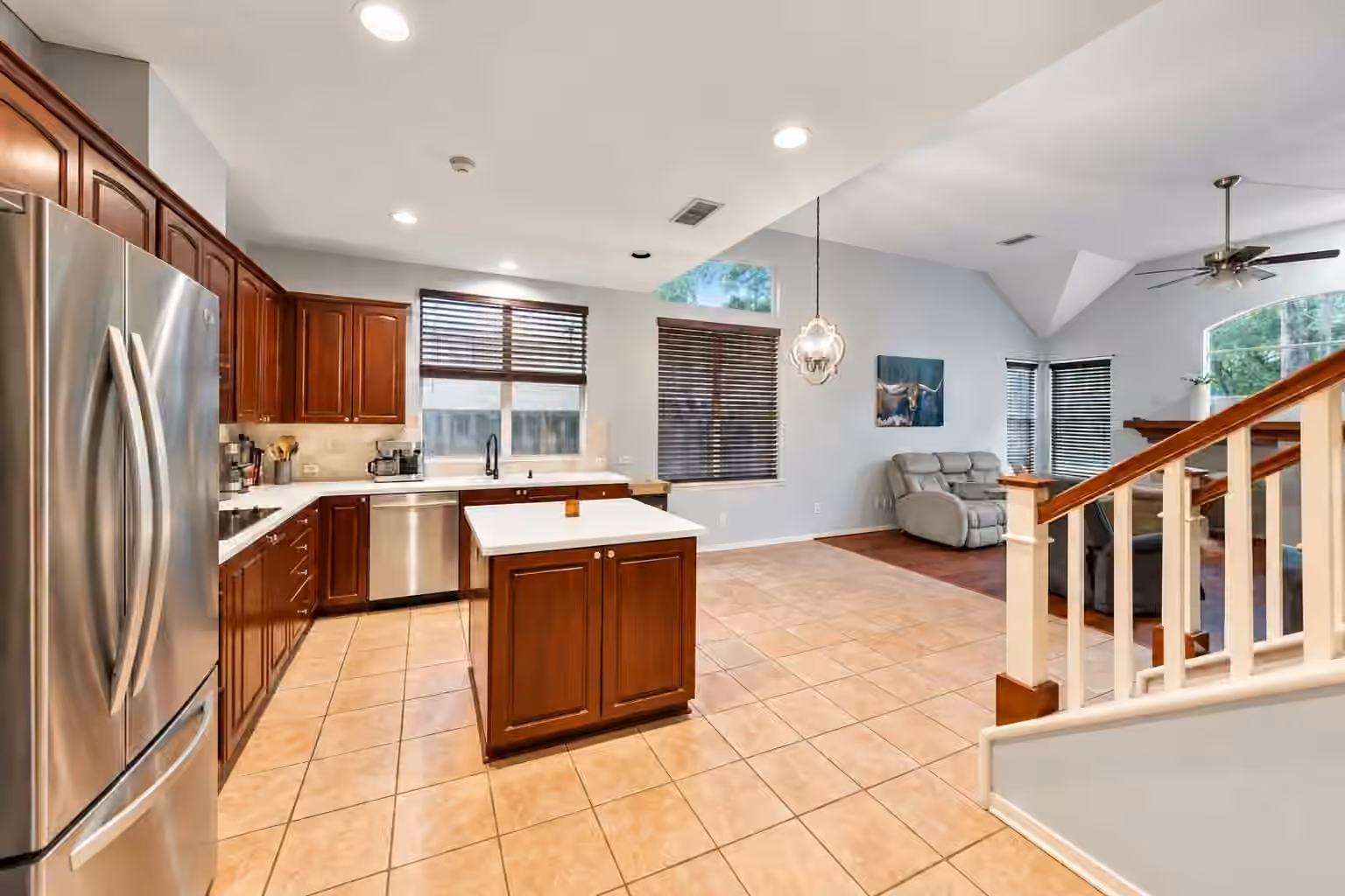 Photo 5 of 19 Lyreleaf Place, The Woodlands, TX