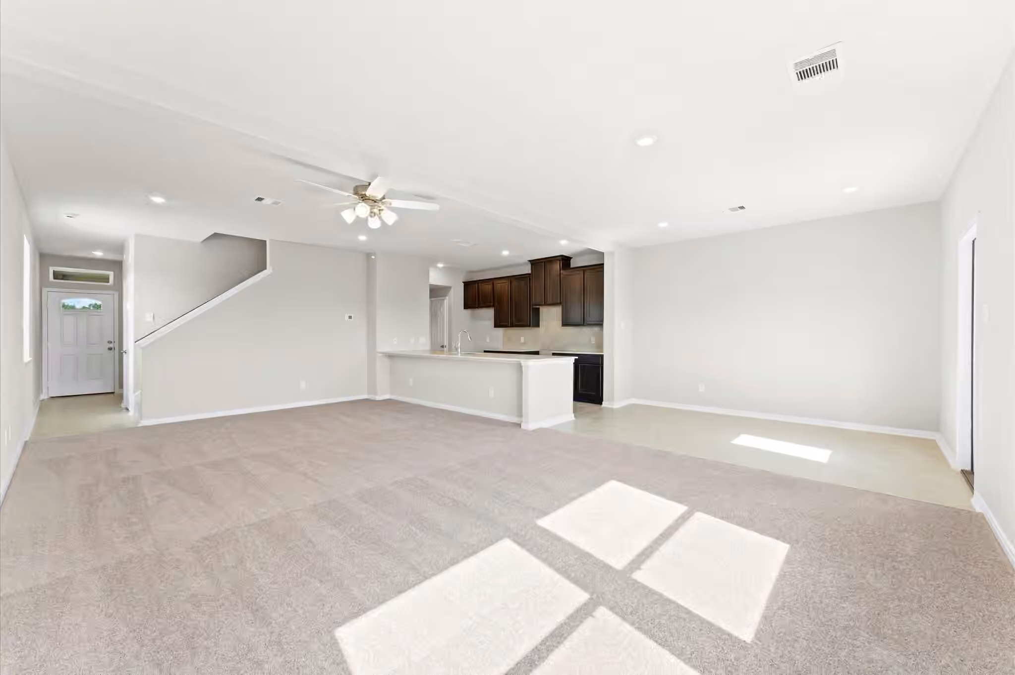 Photo 6 of 1369 Mixander Way, La Porte, TX