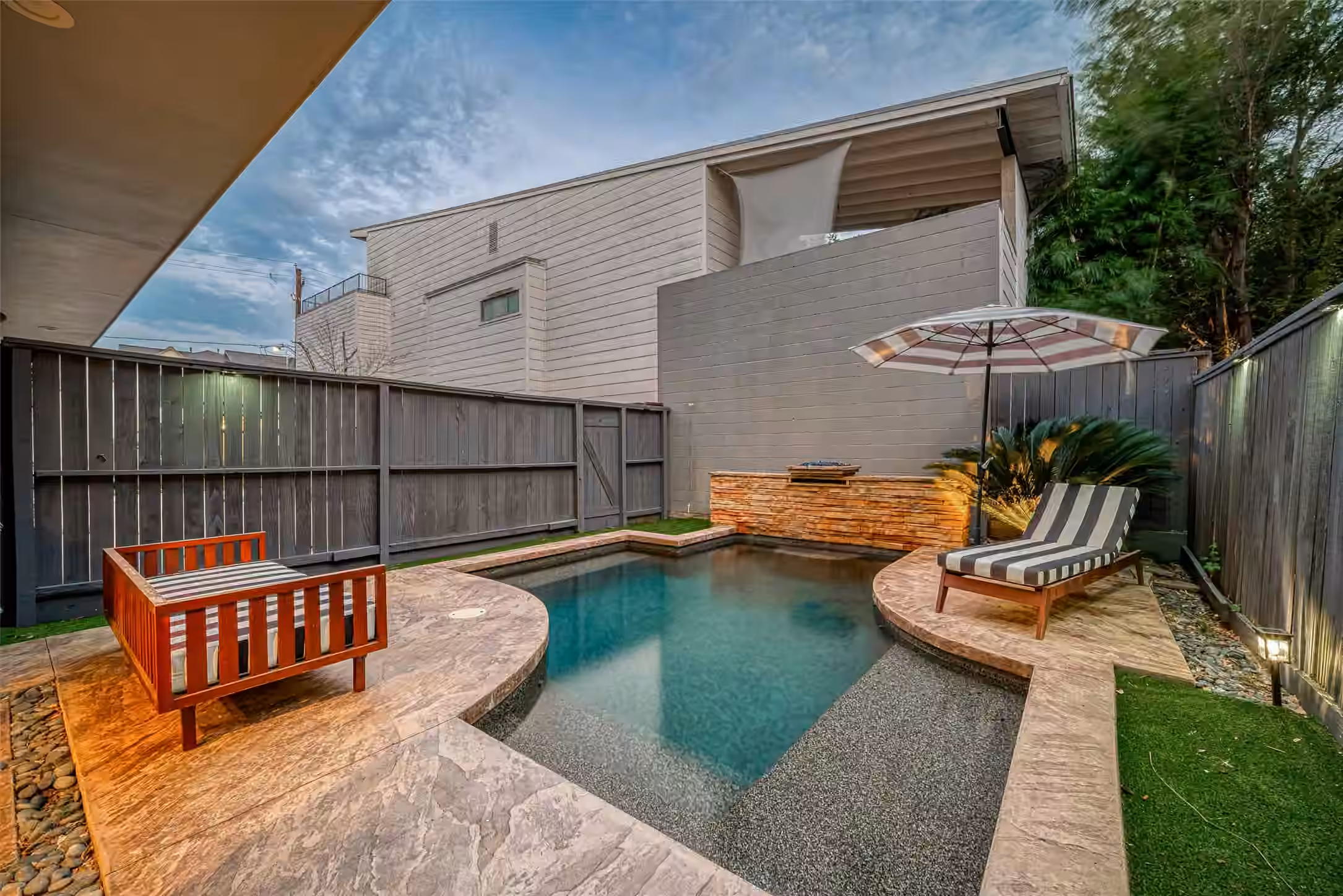Photo of 2717 Morrison Street B, Houston, TX 77009