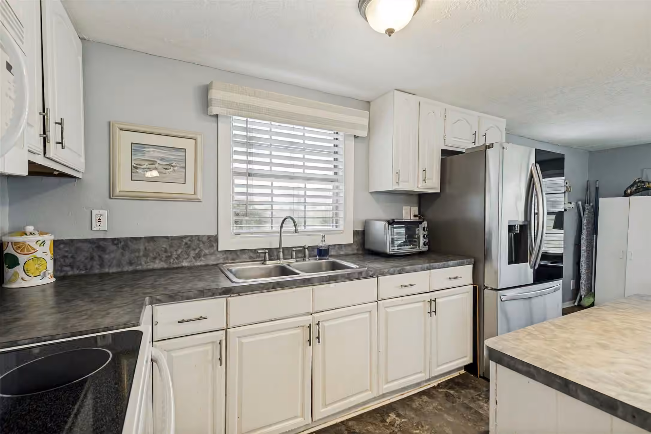Photo 7 of 3915 1st Street, Galveston, TX