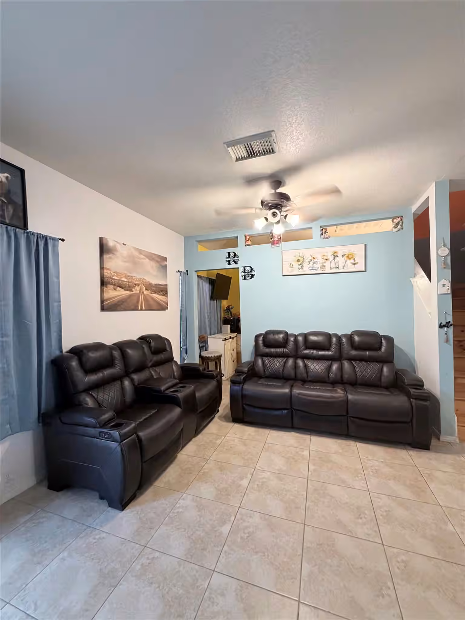 Photo 6 of 23614 Wildwood Green Way, Spring, TX