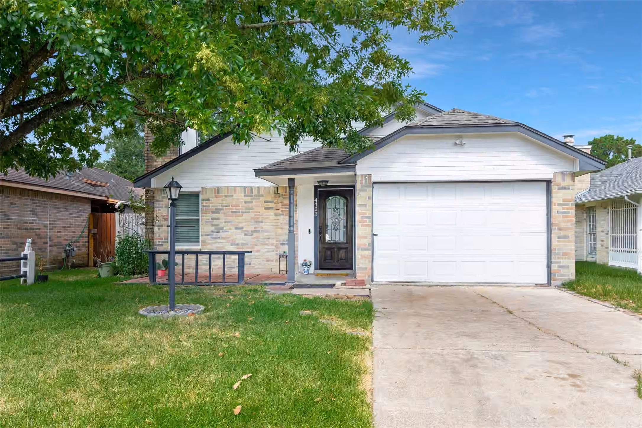 Photo 2 of 4423 Field Meadow Drive, Katy, TX