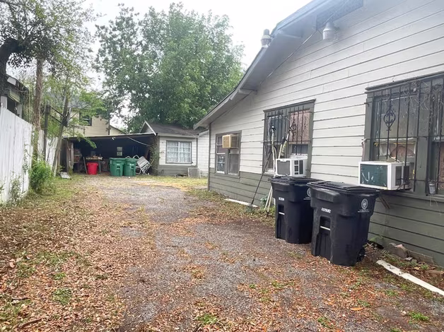 Photo 5 of 7330 Avenue I, Houston, TX