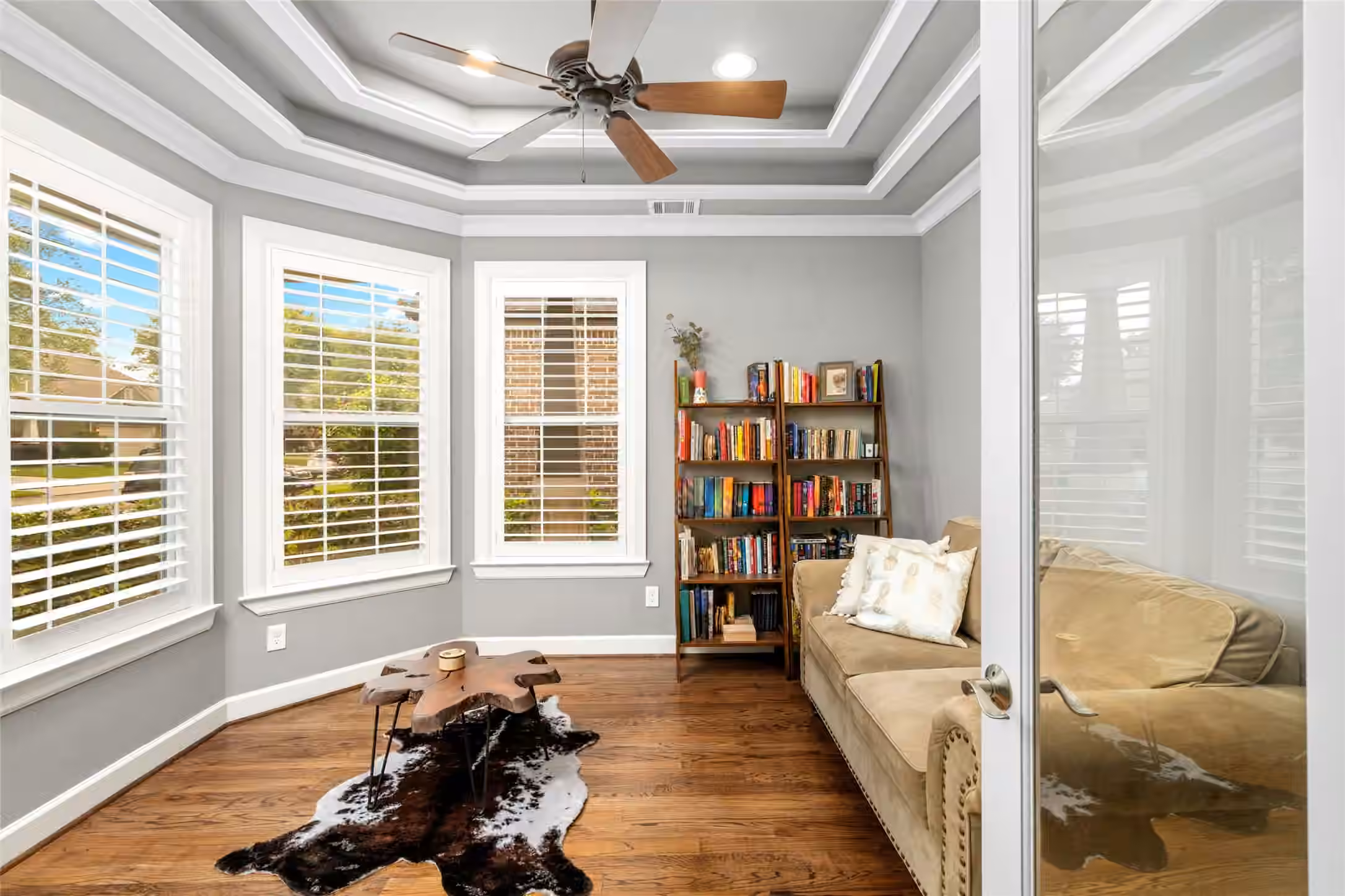Photo 4 of 1631 Du Barry Lane, Houston, TX