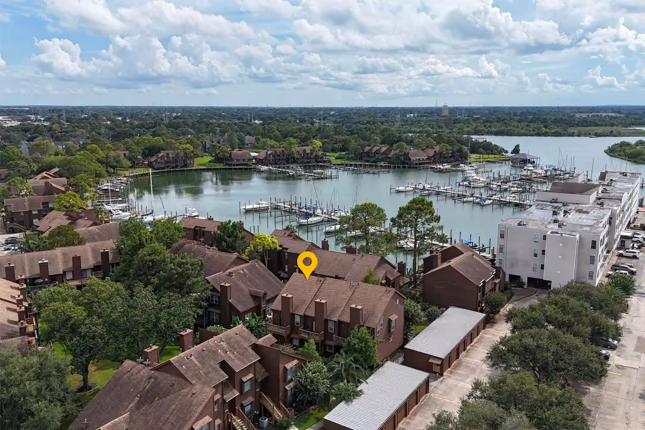 Photo of 813 Davis Road, League City, TX 77573