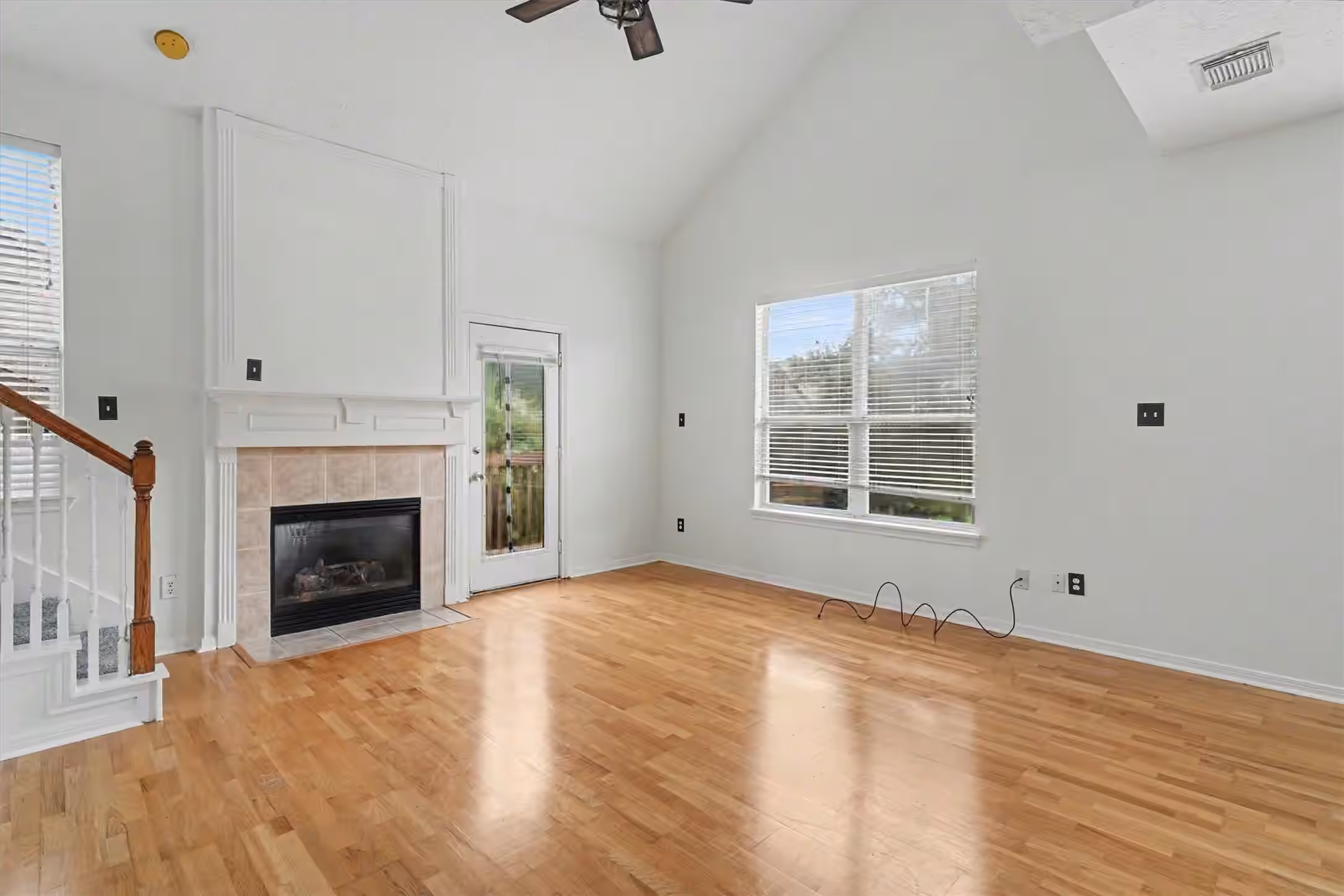 Photo 6 of 813 Davis Road, League City, TX