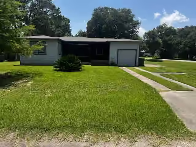 Photo of 1602 Milam Street, La Marque, TX 77568