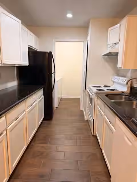 Photo 6 of 8271 Creekbend Drive 8271, Houston, TX