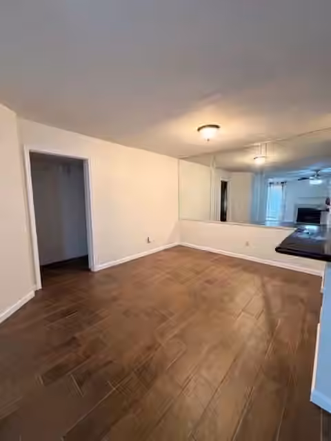 Photo 7 of 8271 Creekbend Drive 8271, Houston, TX