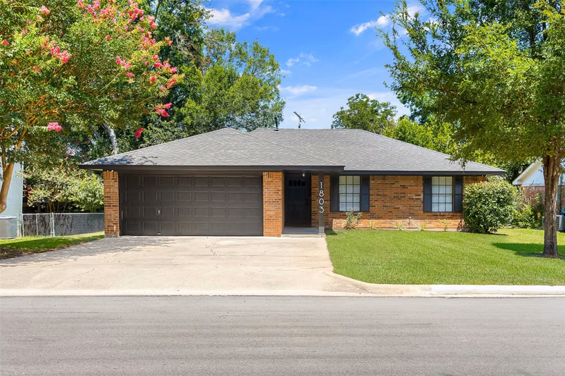 Photo of 1803 S Park Street, Brenham, TX 77833