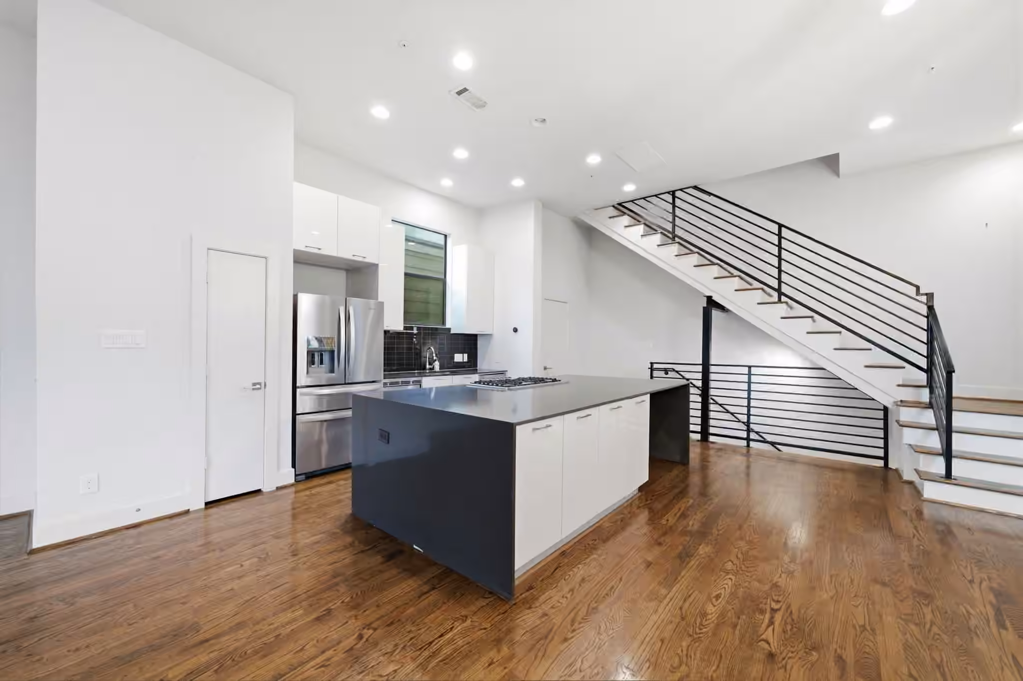 Photo 6 of 1215 Summer Street C, Houston, TX