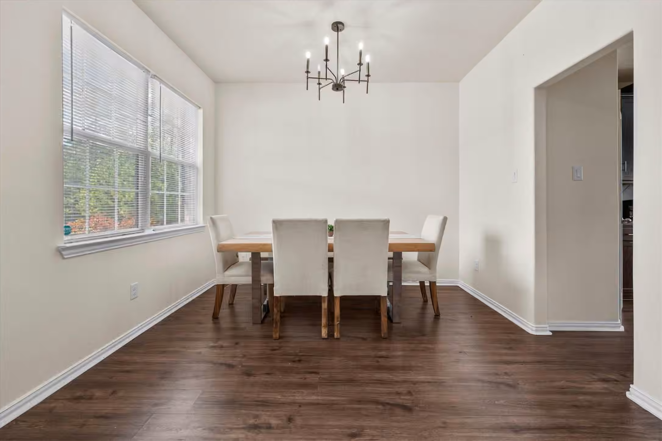 Photo 5 of 2318 Perkins Crossing Drive, Conroe, TX