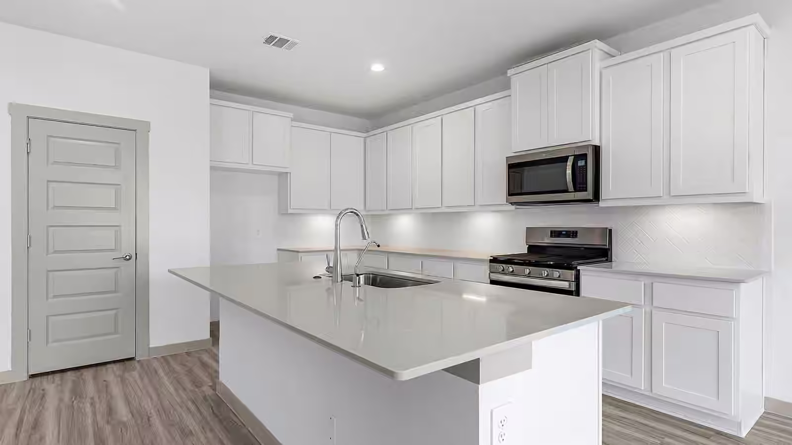 Photo 4 of 14328 Seagrass Knoll Lane, League City, TX