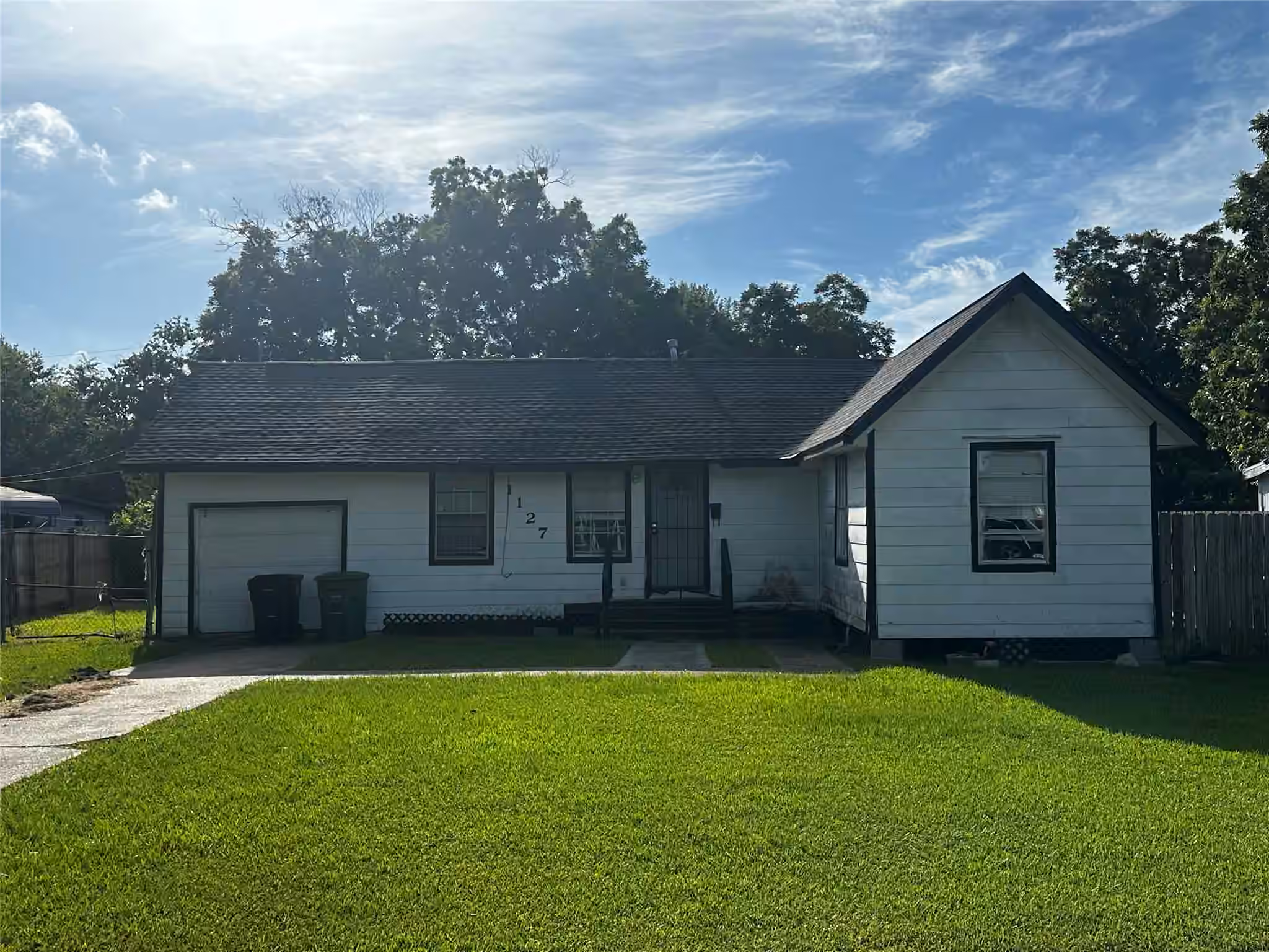 Photo of 1127 Niagara Street, Houston, TX 77051