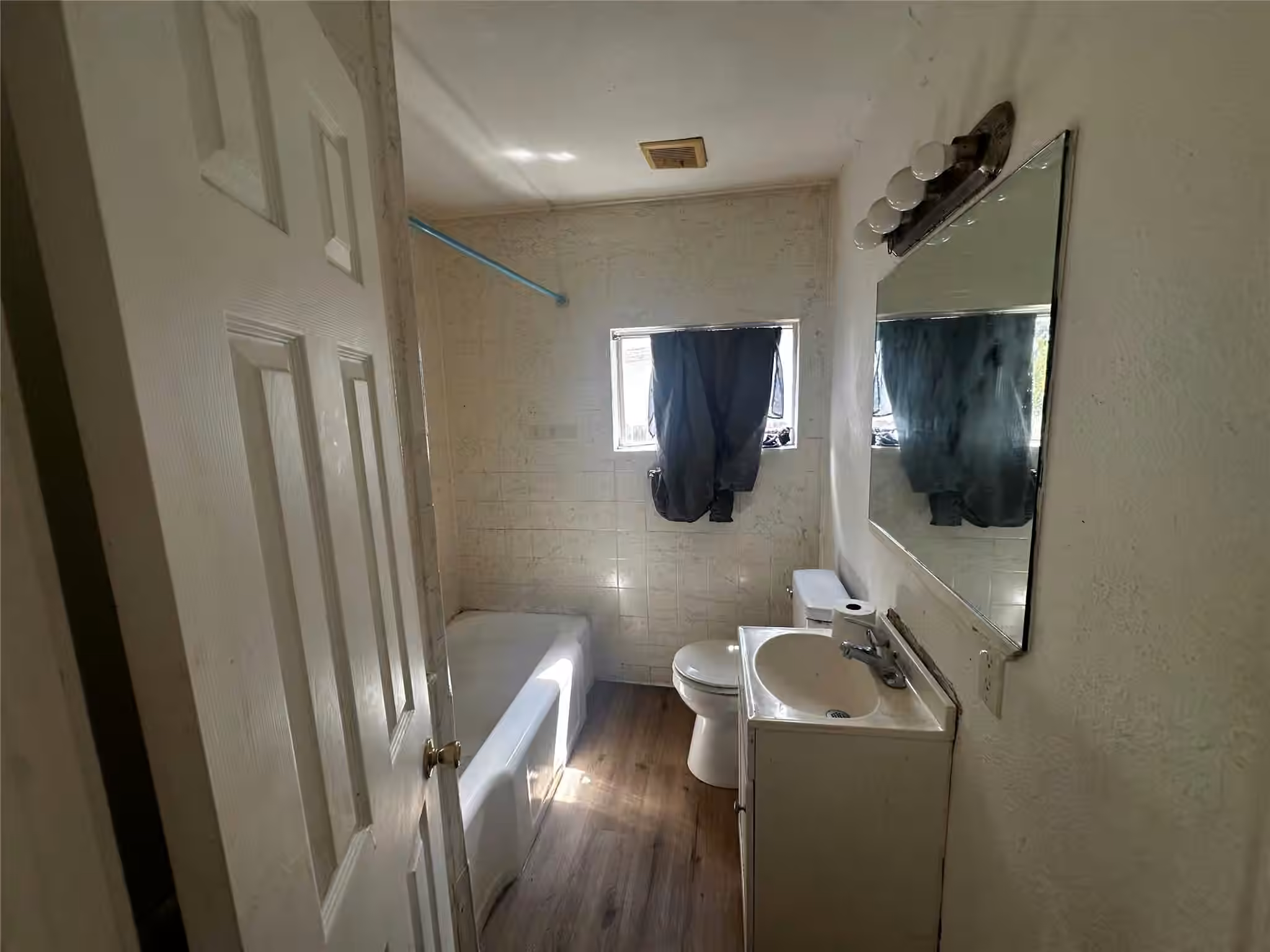 Photo 7 of 1127 Niagara Street, Houston, TX