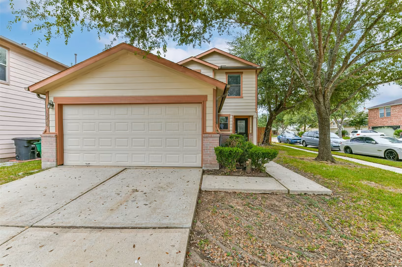 Photo 2 of 13210 Skyview Green Drive, Houston, TX