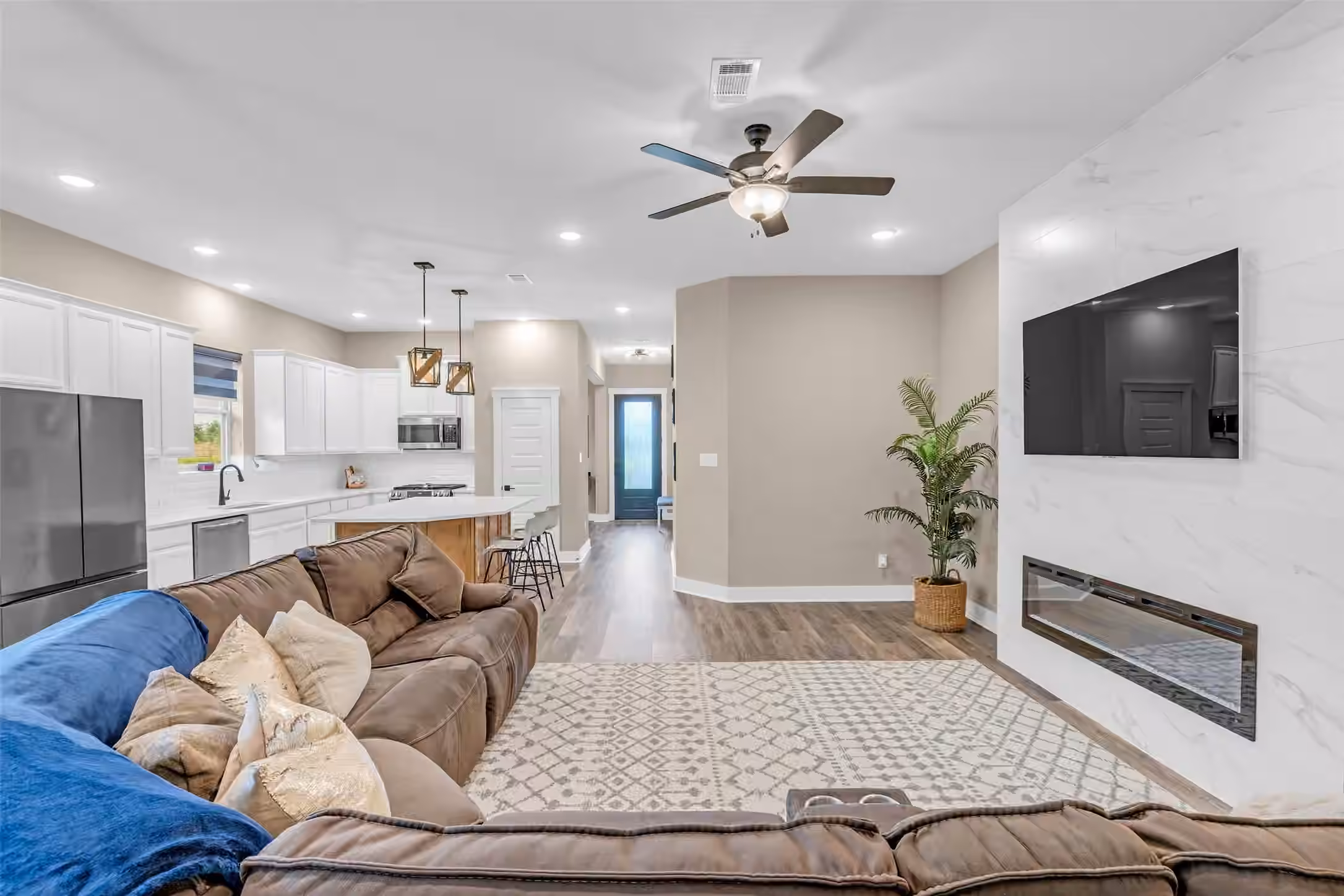 Photo 3 of 18635 Adventurous Way, Cypress, TX