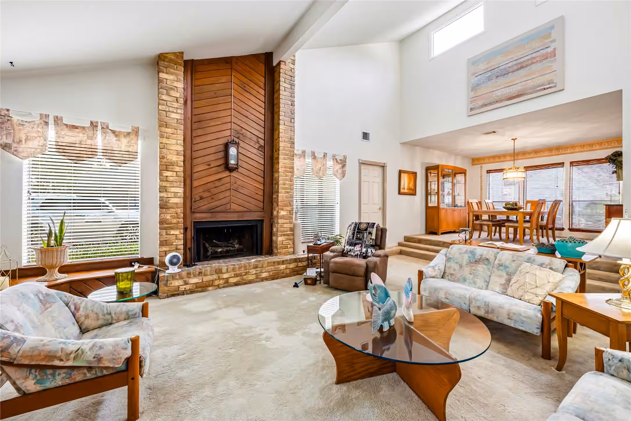 Photo 4 of 610 Cypresswood Drive, Spring, TX