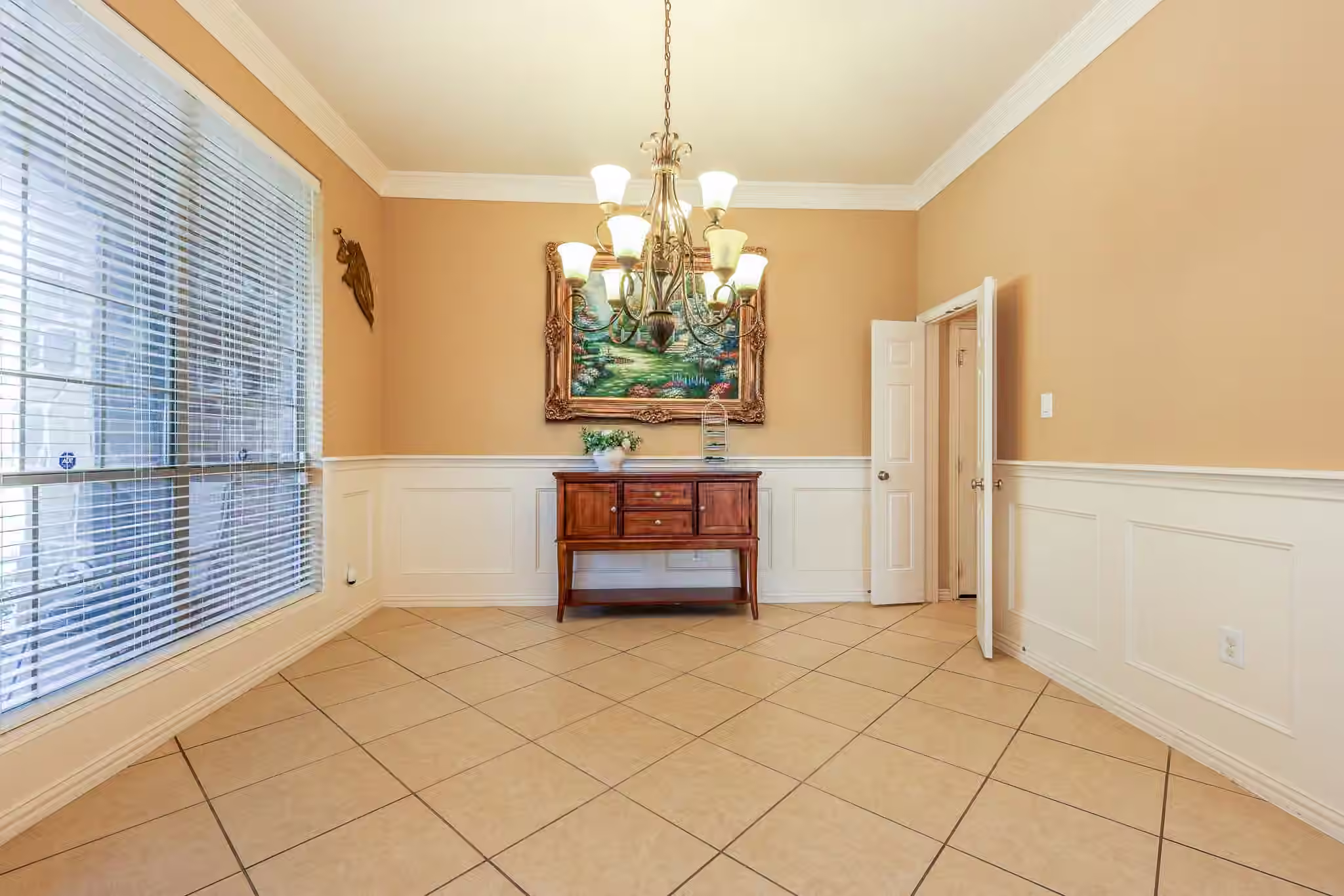 Photo 3 of 17007 Thomastone Lane, Humble, TX