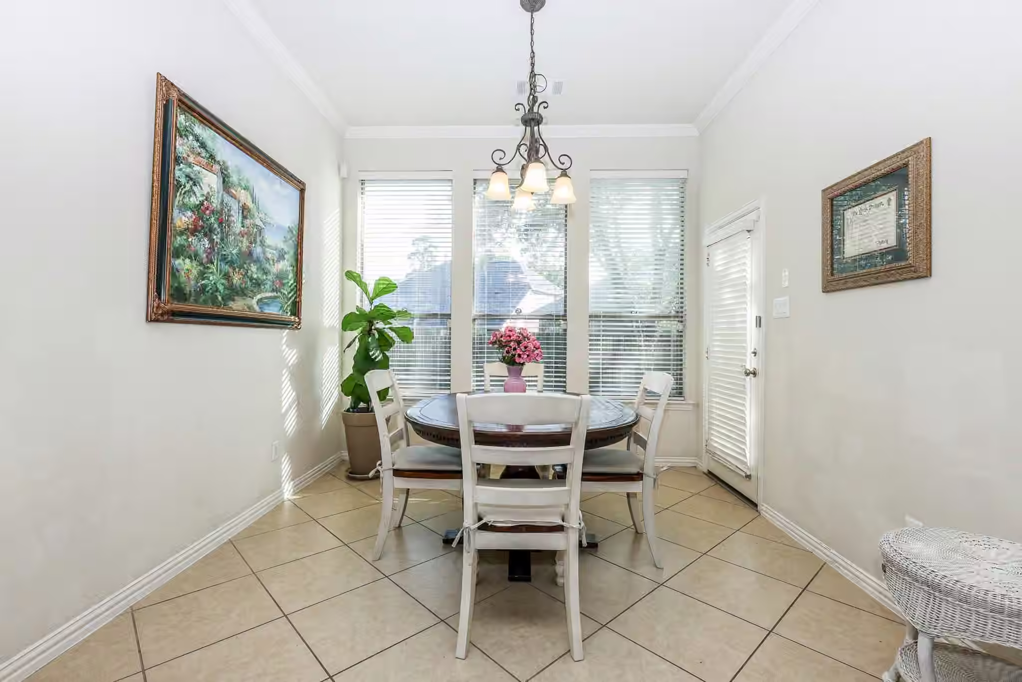 Photo 4 of 17007 Thomastone Lane, Humble, TX